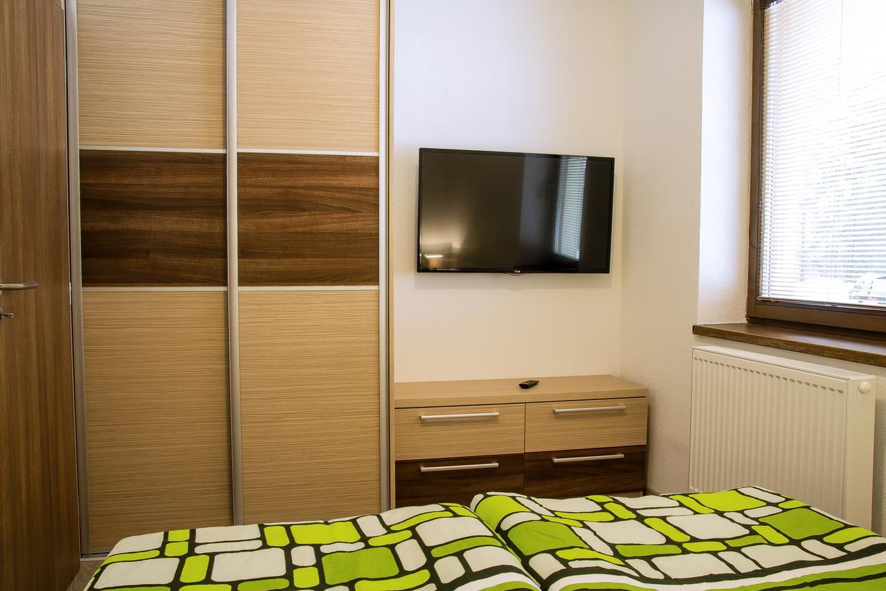 Apartmány Chopok juh Monika Tále Szoba fotó